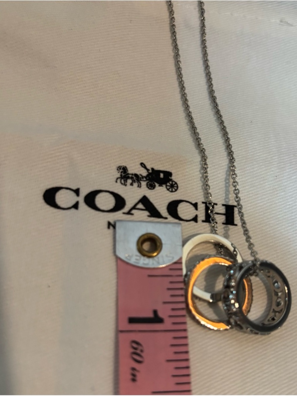 ✨ Coach Triple Ring Pendant Necklace Silver Tone NWT ✨ - Picture 8 of 16